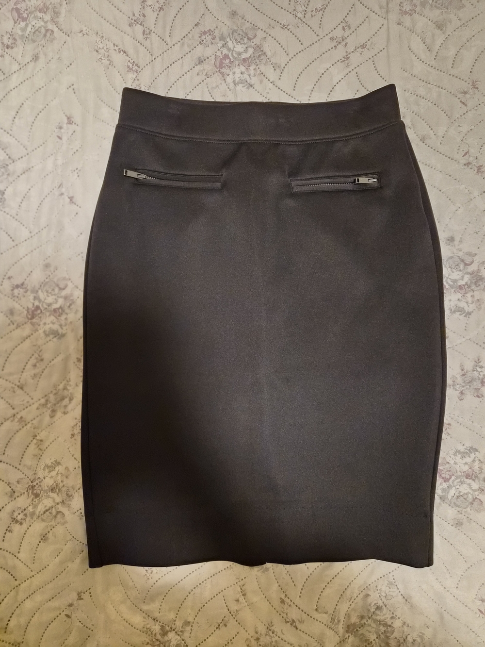 United Colors Of Benetton Black Pencil Skirt with Zip Detail